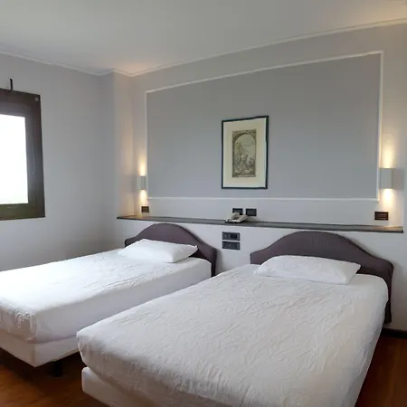 Mamiani & Relaxing Hotel