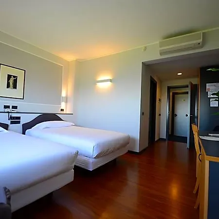 Hotel Mamiani & Relaxing